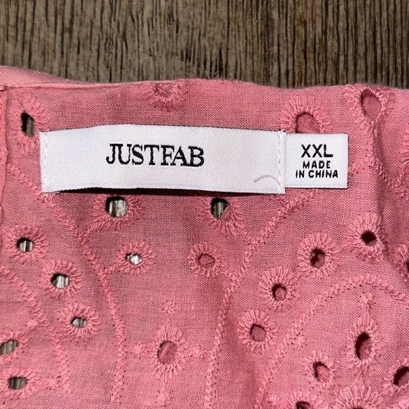 JUSTFAB Eyelet Shift Dress - Picture 9 of 13